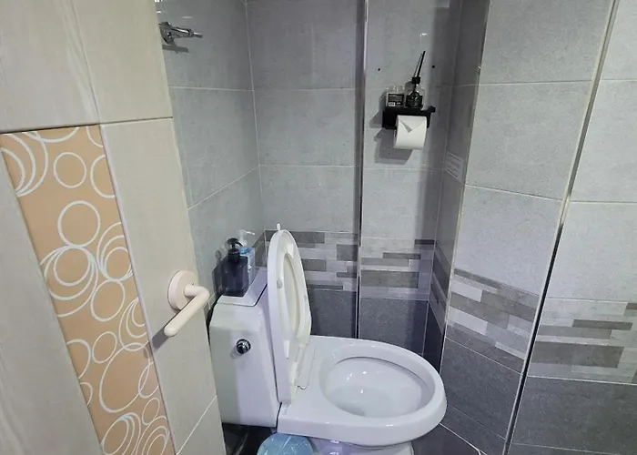 Bed & Breakfast Seoul, Shillim Station 3mins, Airport Bus 3mins, Gangnam Hongik Unv' 15mins, Seongsu 40mins Seul